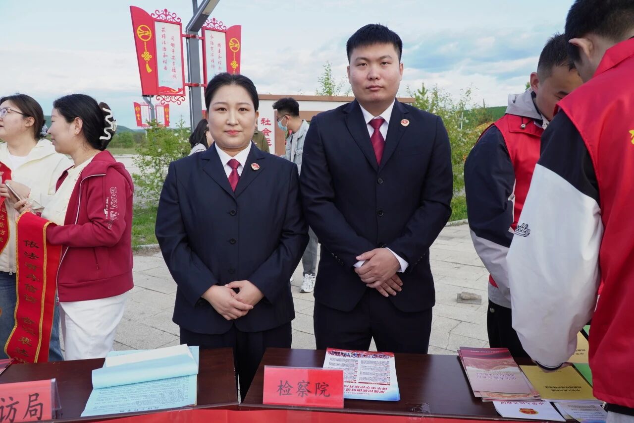 d1b85083a279cdce34f6ca6047db7f2a.jpg